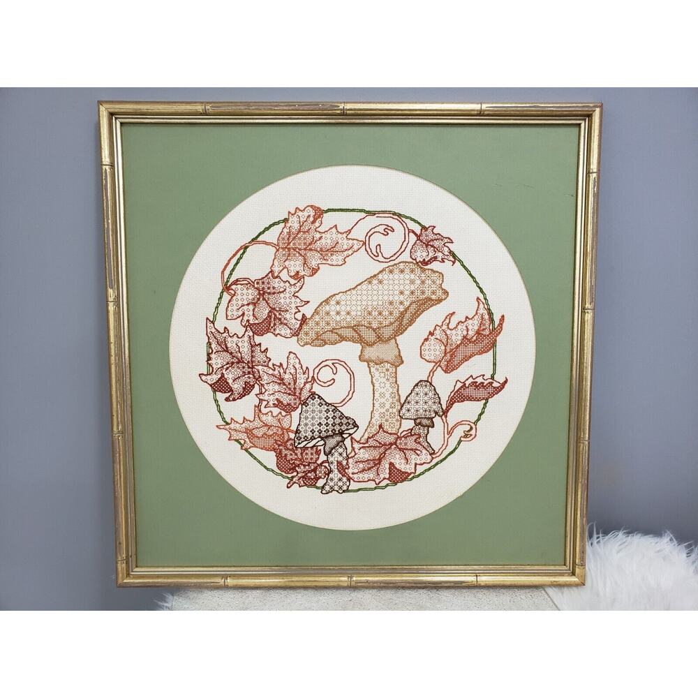 Vintage Mushroom Complete Embroidery MCM Mid Century Needlepoint cross‎ stitch